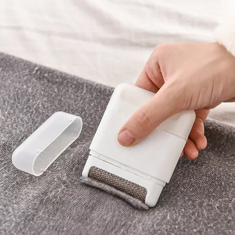 Manual Mini Lint Remover – Portable Hair Ball Trimmer and Fuzz Pellet Cutter, Epilator for Sweaters, Clothes, and Laundry Cleaning Tools.